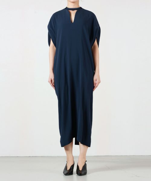 Back Satin Crepe Georgette Emboridered Lace Back Dress - navy(約8万円)