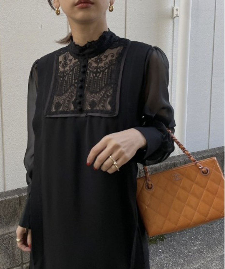 【期間限定値下げ】2WAY SCOOP OUT LACE DRESS Ameri
