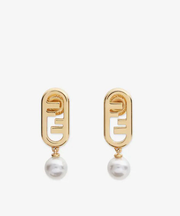Shareris | 特別な”時”のためのレンタルサイト | FENDI(フェンディ