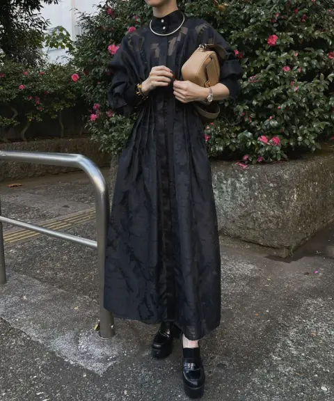 Ameri VINTAGE（アメリヴィンテージ） 【Sサイズ】UND SHEER JACQUARD TUCK DRESS