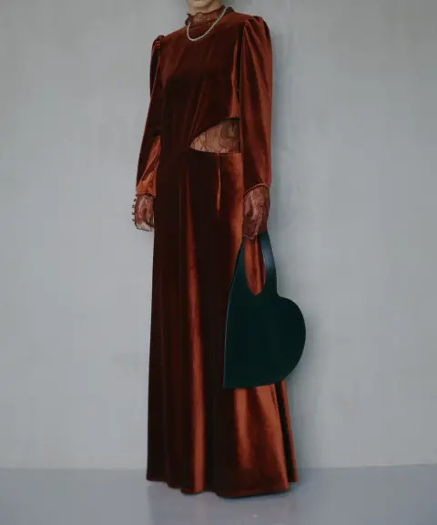 Ameri VINTAGE（アメリヴィンテージ） 【Mサイズ】UND VELOUR HOLE LACE DRESS