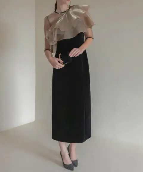 Leja（レジャ） 【注文受付停止中】【Mサイズ】アシンメトリーティアードフリル3WAYベロアIラインドレス