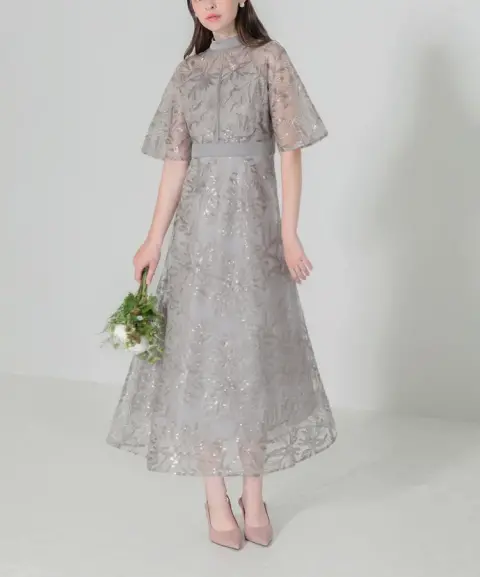 Leja（レジャ） 【Mサイズ】スパンコール花柄刺繍プチハイネックウエストマークAラインワンピース