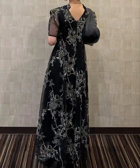 Ameri VINTAGE（アメリヴィンテージ） 【注文不可】【Mサイズ】2WAY WILD ROSE CANVAS ART DRESS